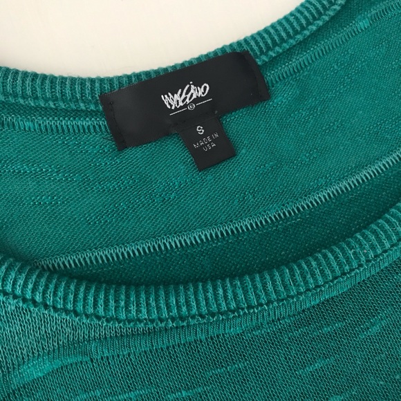 Mossimo Hi/Lo T-Shirt - Picture 6 of 9